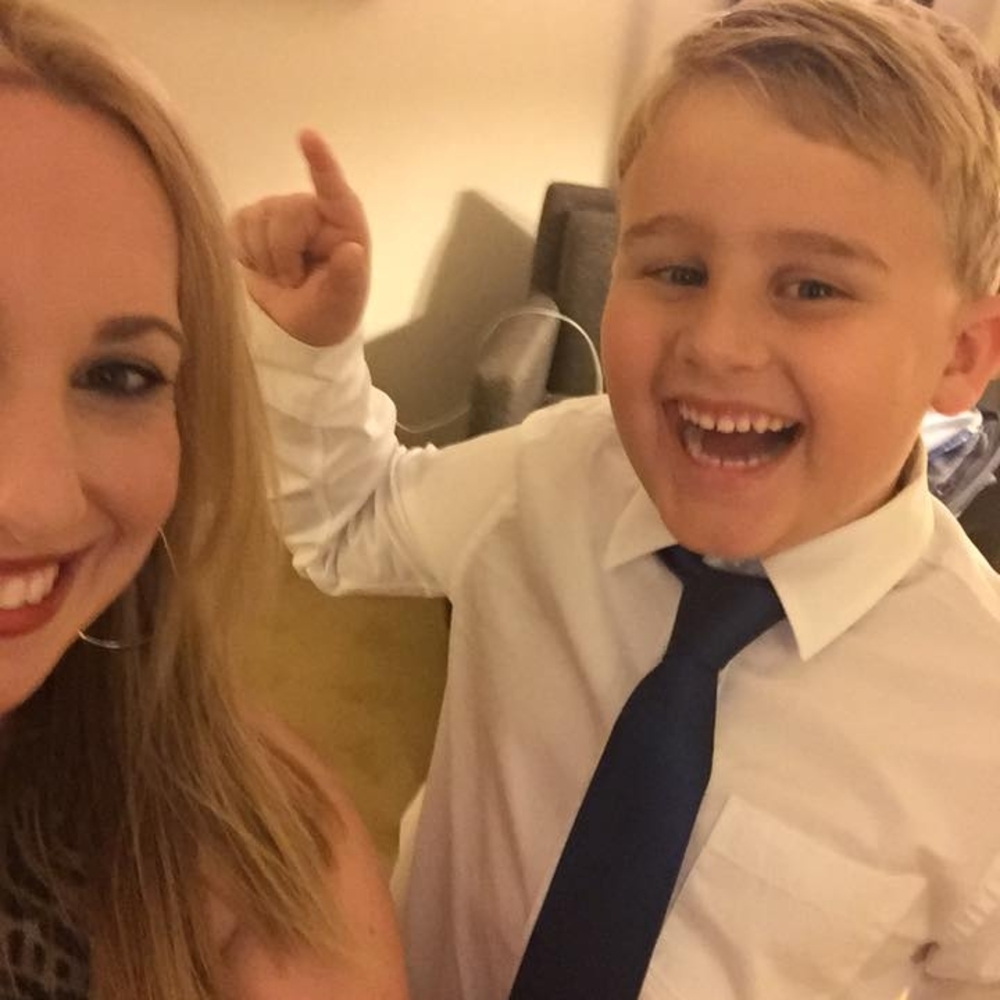 Meet your Posher, Carey